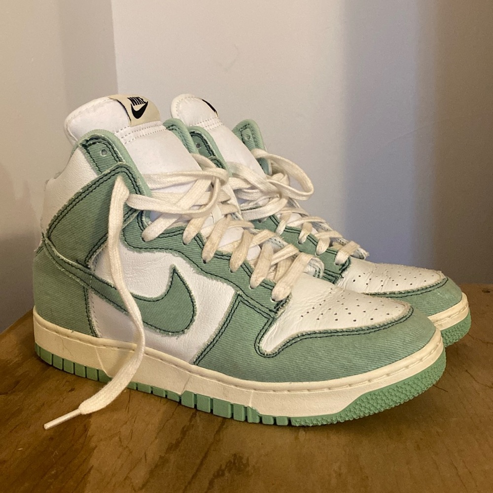 Nike Dunk Hi 1985